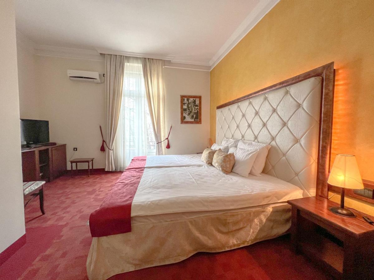 Manjez Centar Hotel Beograd Ngoại thất bức ảnh