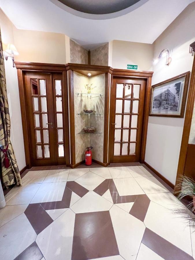 Manjez Centar Hotel Beograd Ngoại thất bức ảnh