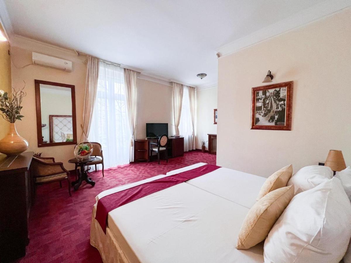 Manjez Centar Hotel Beograd Ngoại thất bức ảnh