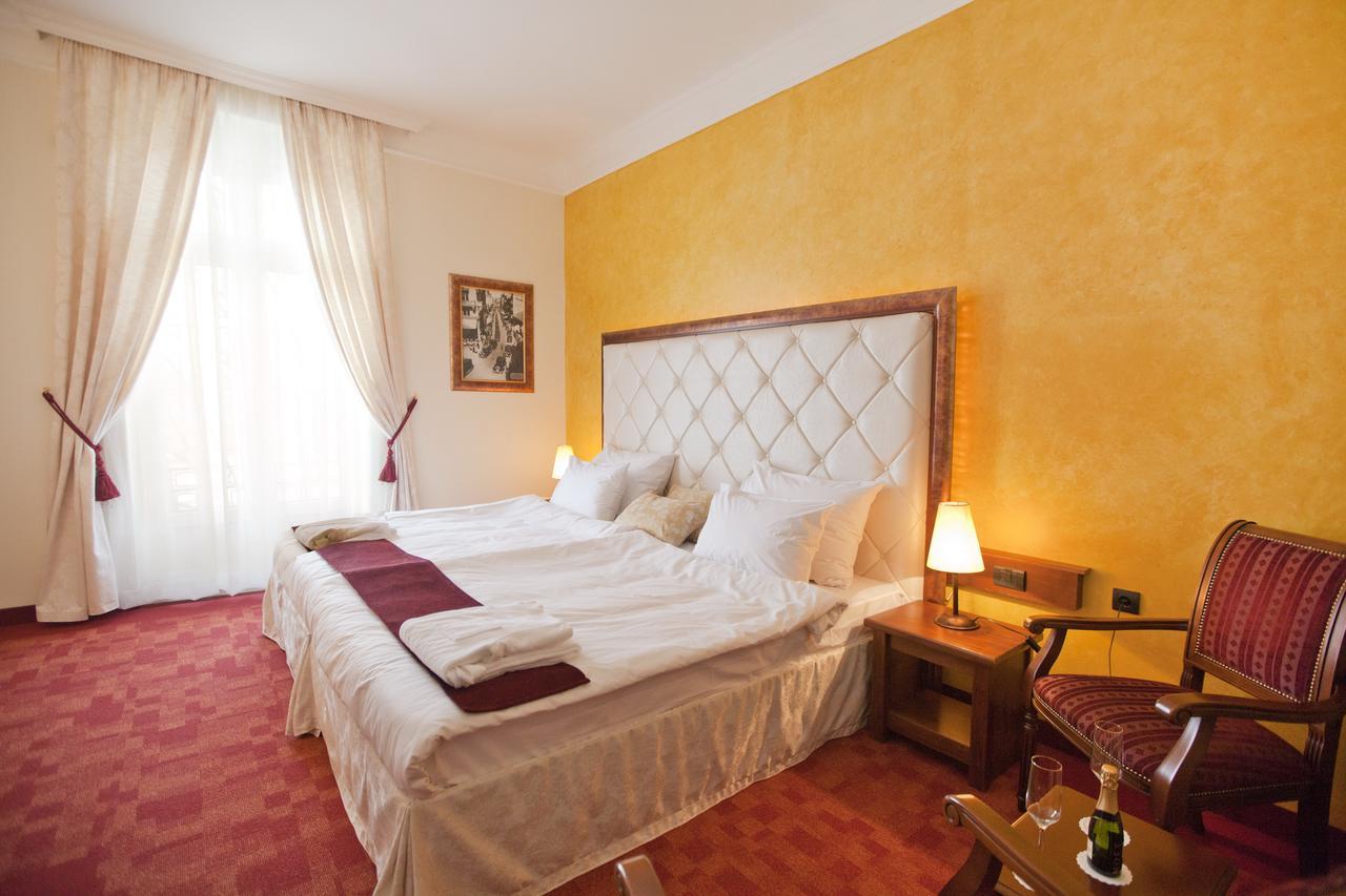 Manjez Centar Hotel Beograd Ngoại thất bức ảnh